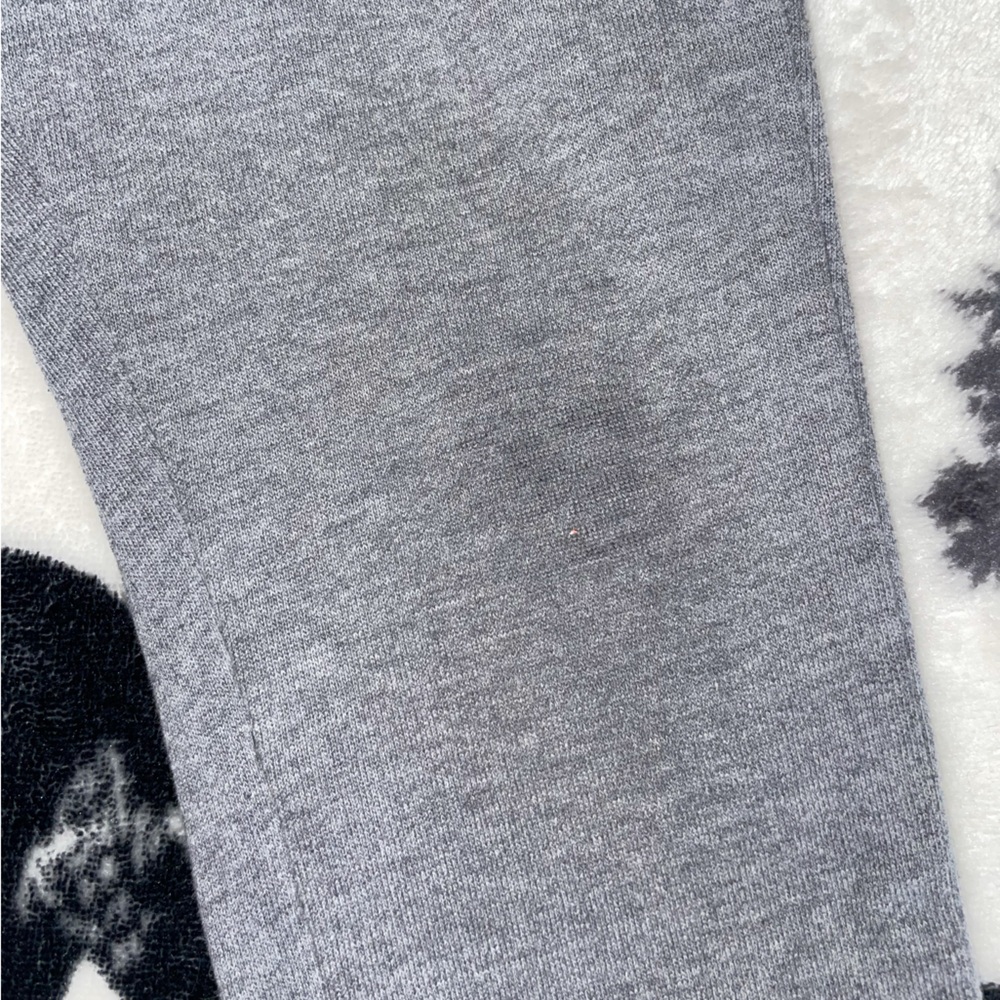 ❄️4T Sweatpants❄️ - Picture 8 of 10
